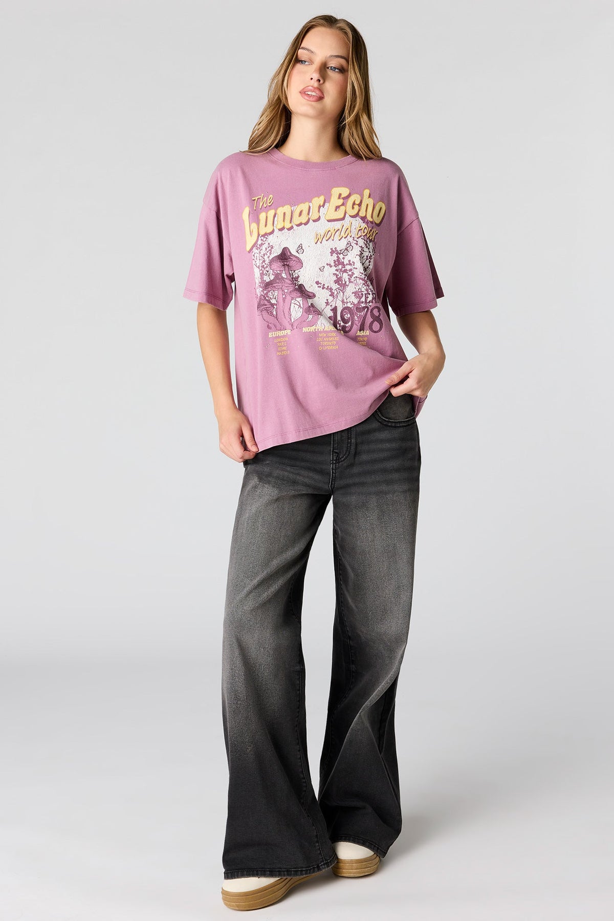 Graphic Washed Boyfriend T-Shirt