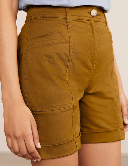 Abingdon Shorts-Frankincense