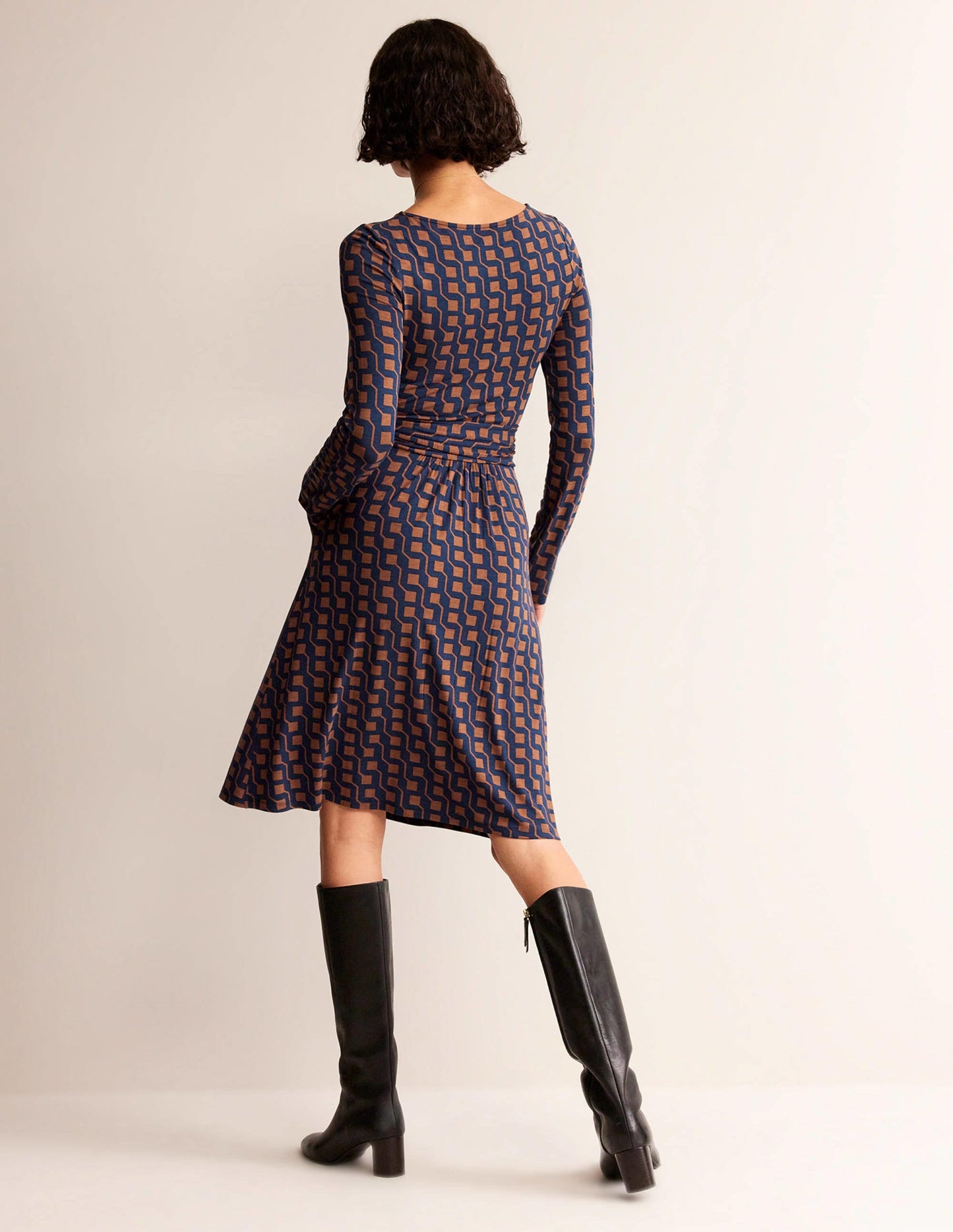 Abigail Jersey Dress-Cognac, Cube Geo