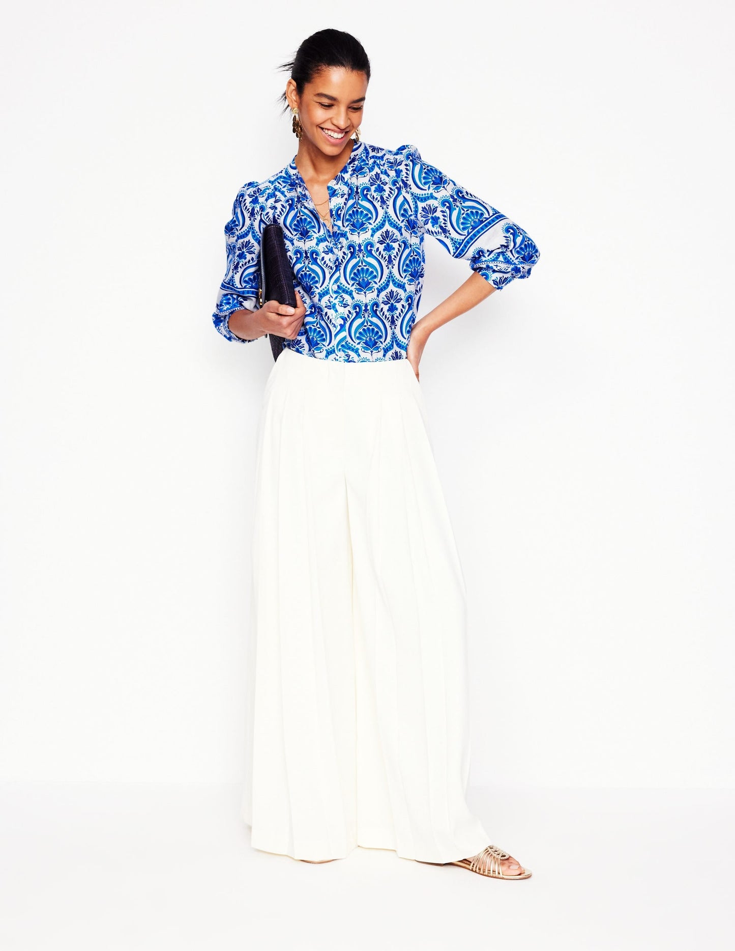 Alicia Linen Top-Blue, Ornamental Floral