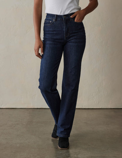 Hi-Rise Straight Jean