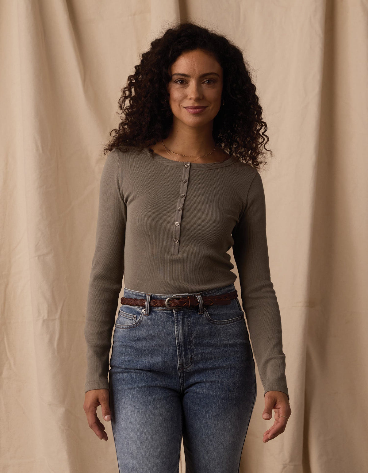 Normal Rib Henley in Moss