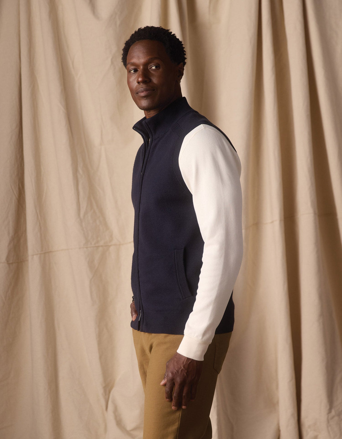 Cooper's Landing Vest in Navy