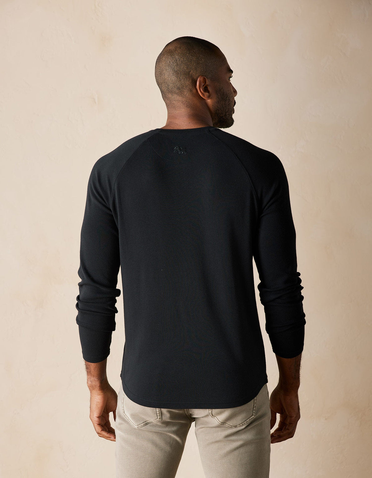 Puremeso Everyday Henley in Black