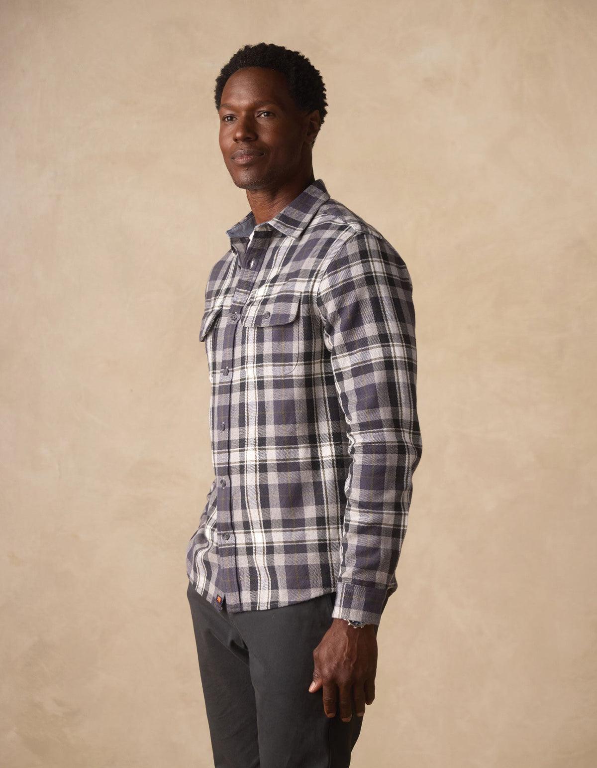 Mountain Overshirt in Grey Plaid