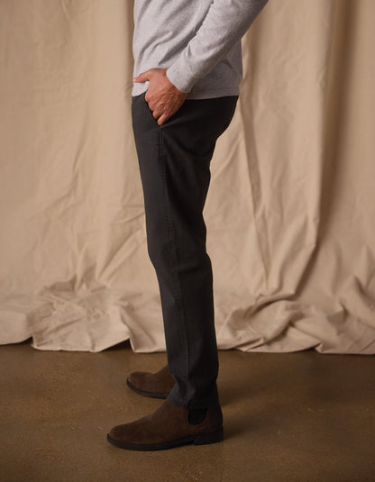 Normal Stretch Straight Chino in Charcoal